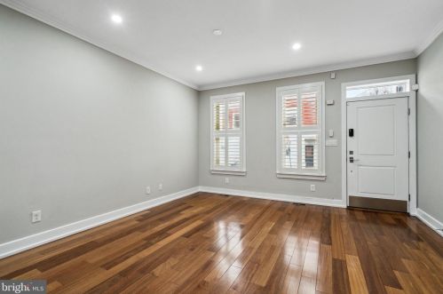 1814 Catharine St, Philadelphia PA  19146-1835 exterior