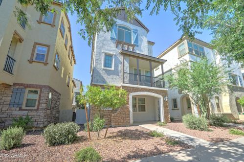 1717 Dogwood Ln, Gilbert AZ  85295-6043 exterior