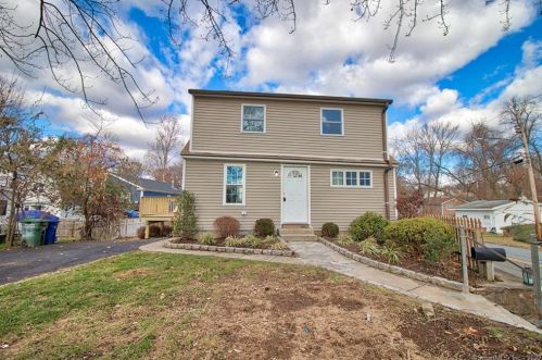 612 Earl Ave, Bridgeport, CT 06606-3959