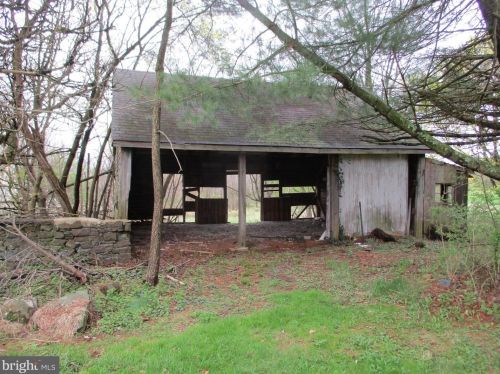 1810 Schwenksville Rd, Collegeville PA  19473-1942 exterior