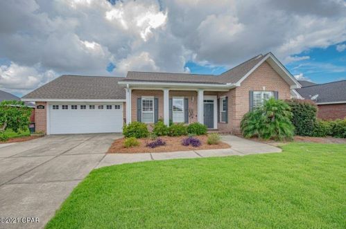 1230 Huntington Ridge Rd, Lynn Haven, FL 32444-3189