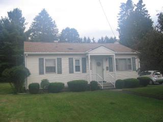 4 Gratton Dr, Bath, NY 14810-1257