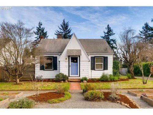 5718 62nd Ave, Portland, OR 97206-5902