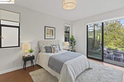 6310 Contra Costa Rd, Oakland CA 94618-2144 exterior