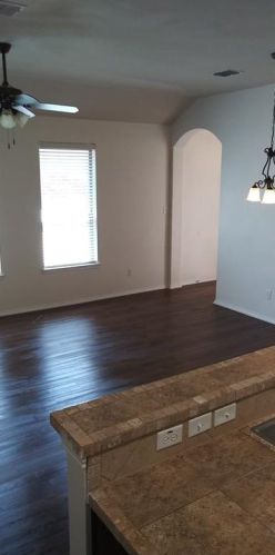 1428 Ravenwood Dr, Midlothian TX  76063-6054 exterior