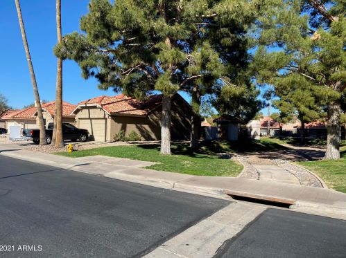 5800 Geronimo St, Chandler, AZ 85226-4446