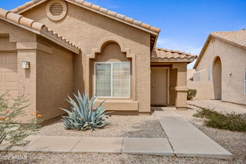 944 Morelos St, Chandler, AZ 85225-6466