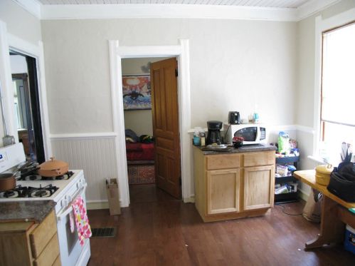 2207 Booth St, Milwaukee WI 53212-3408 exterior