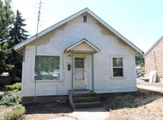 706 Fremont Ave, Selah, WA 98942-1210