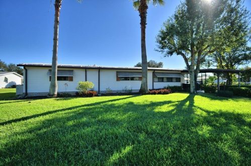 6005 Grand Oaks Dr, Winter Haven, FL 33884-2712