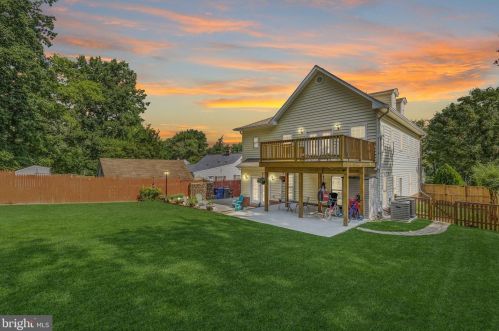 3218 Dashiell Rd, Falls Church, VA 22042-4218