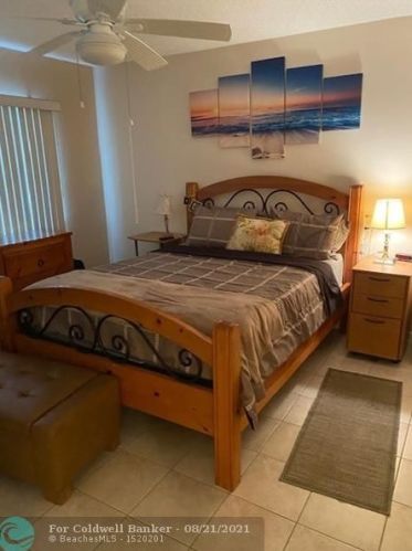 13105 16th Ct, Hollywood FL  33027-2448 exterior