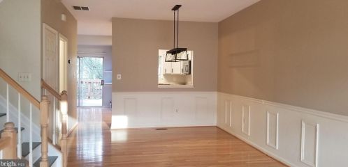 2506 Clover Field Cir, Herndon VA  20171-4338 exterior