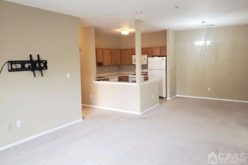 522 Coppola Dr, South Plainfield NJ  07080-2341 exterior