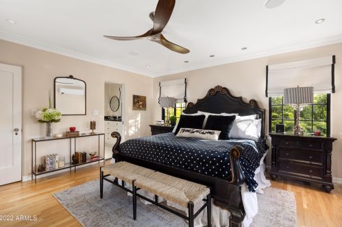 2050 11th Ave, Phoenix AZ  85007-1509 exterior