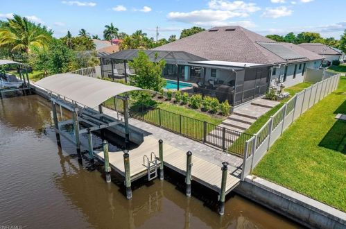 2130 18th Ave, Cape Coral, FL 33990-4111