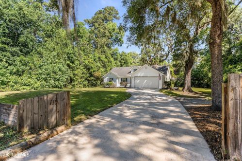 110 Shell Point Rec Park, Beaufort, SC 29906-6913