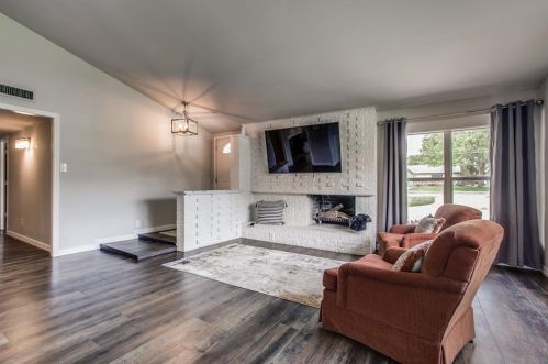 1001 Meadow View Cir, Richardson TX  75080-2932 exterior