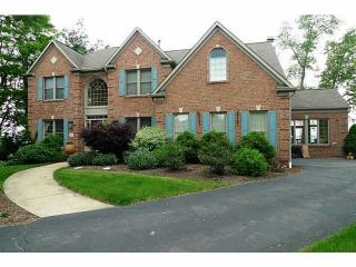 1451 Ashley Cir, Pittsburgh, PA 15241-3141