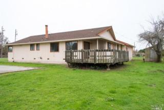 985 Gumview Rd, Windsor, CA 95492-9415