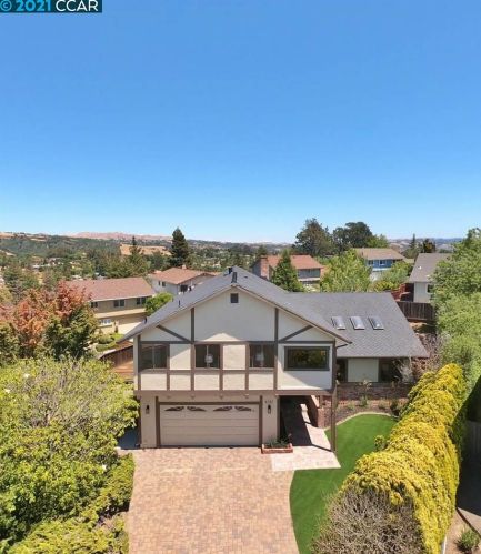 4151 Arcadian Dr, Hayward, CA 94546-1022