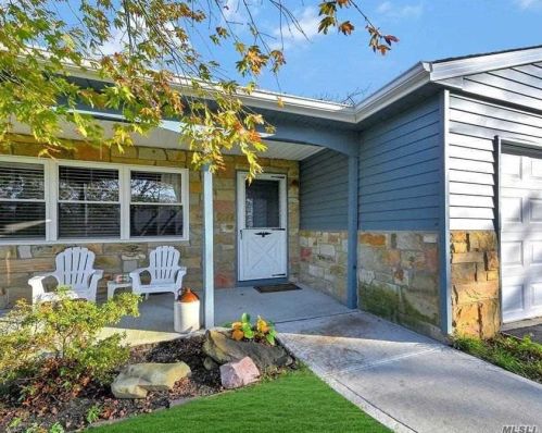 248 Berkshire Dr, Panamoka, NY 11961-2020