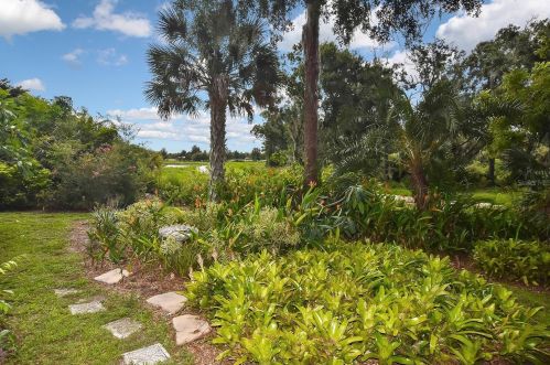 308 South Dr, Nokomis FL  34275-1343 exterior