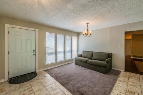 1121 Woodmount Ct, Denton, TX 76209-1424