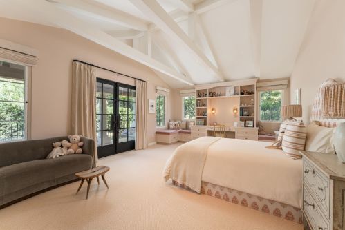 1045 Cold Springs Rd, Santa Barbara CA  93108-1010 exterior