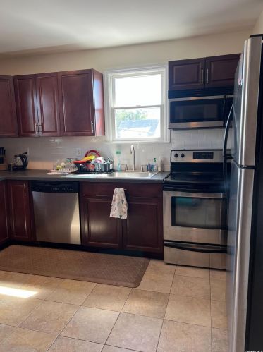 317 Bedford Ave, North Bellmore NY  11710-3592 exterior