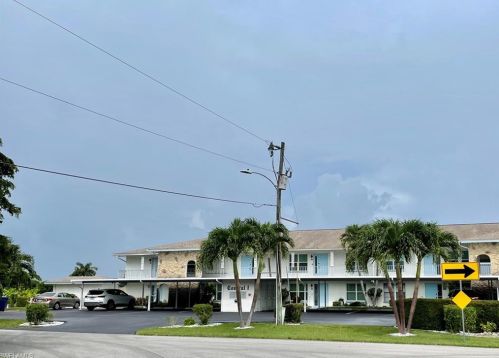 4034 12th Ave, Cape Coral, FL 33904-7976