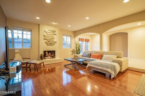 1343 4 St, Simi Valley CA 93065-3110 exterior