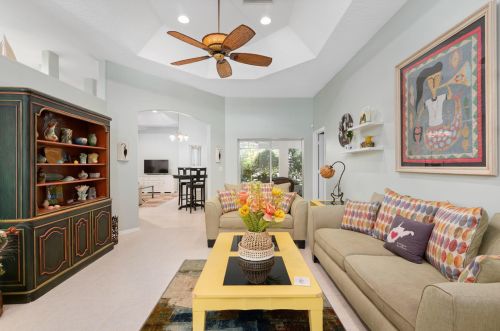 2045 27th Ave, Vero Beach FL  32960-3010 exterior