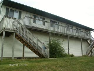 225 Northland Ct, Cedar Rapids IA  52402-6200 exterior