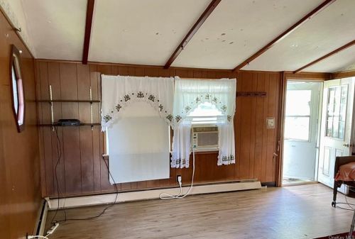25 Vandervoort St, Florida NY  10921-1117 exterior