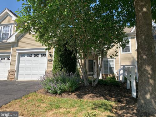 51 Dresner Cir, Boothwyn, PA 19061-4239