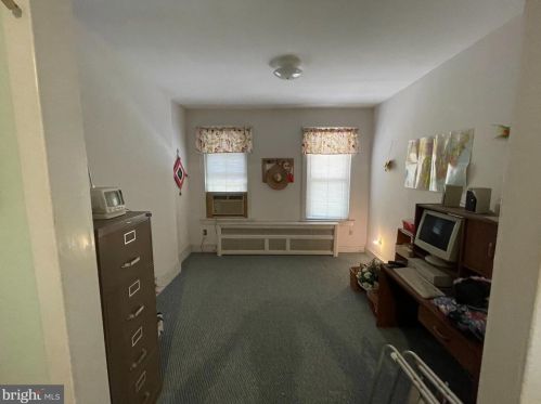 409 Lincoln St, Wilmington, DE 19805-3009