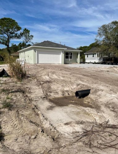 7725 98th Ave, Vero Beach FL  32967-2747 exterior