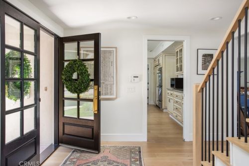 2936 Alta Vis Dr, Newport Beach CA  92660-3205 exterior