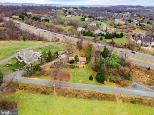 40560 Beechnut Rd, Leesburg, VA 20175-7002