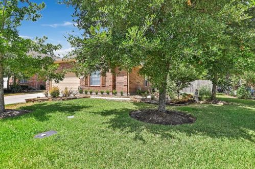 39 Kirtland Ct, Conroe, TX 77384-3712