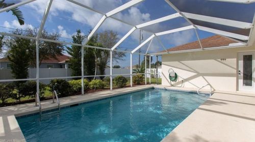 314 14th St, Cape Coral, FL 33909-1251