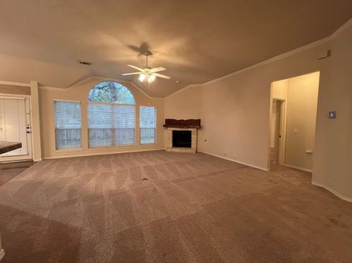 5227 Concho Creek Bnd, Austin TX  78735-6491 exterior
