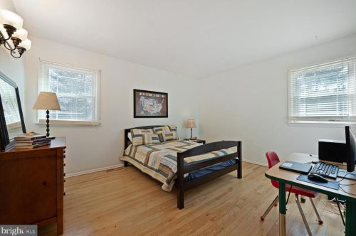 28 Fieldston Rd, Princeton NJ 08540-6429 exterior