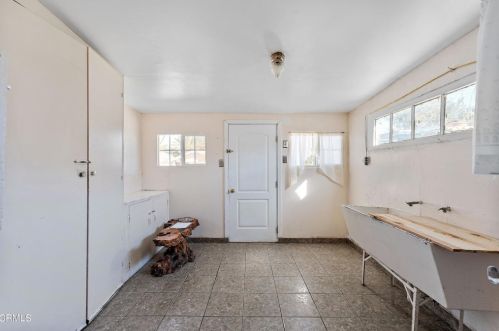 409 10th St, Santa Paula CA  93060-2123 exterior