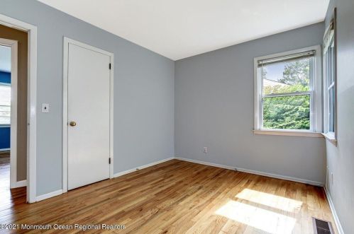 115 Taft Dr, Bricktown NJ  08724-2725 exterior