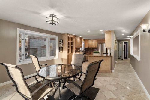 8 Kipford Way, Nashua NH 03063-1504 exterior