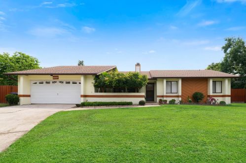 8257 Fraim Ct, Orlando, FL 32825-8230