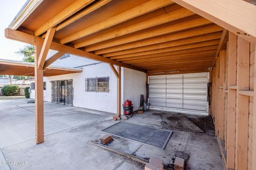 6297 Jill Ct, Simi Valley CA 93063-3727 exterior