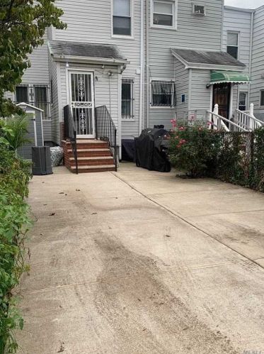 123-25 95th Ave, Jamaica, NY 11419-1344